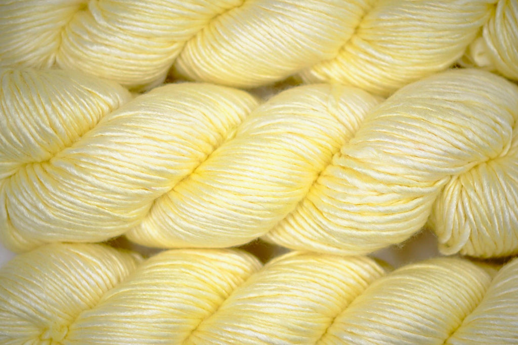 Merino & silk hand-dyed yarn ALBUS LIMONADE