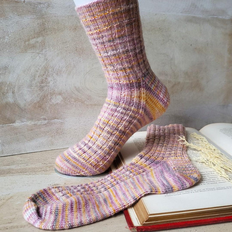 A Hole Lotta Ribs Socks | Knitting kit - Les Laines Biscotte Yarns