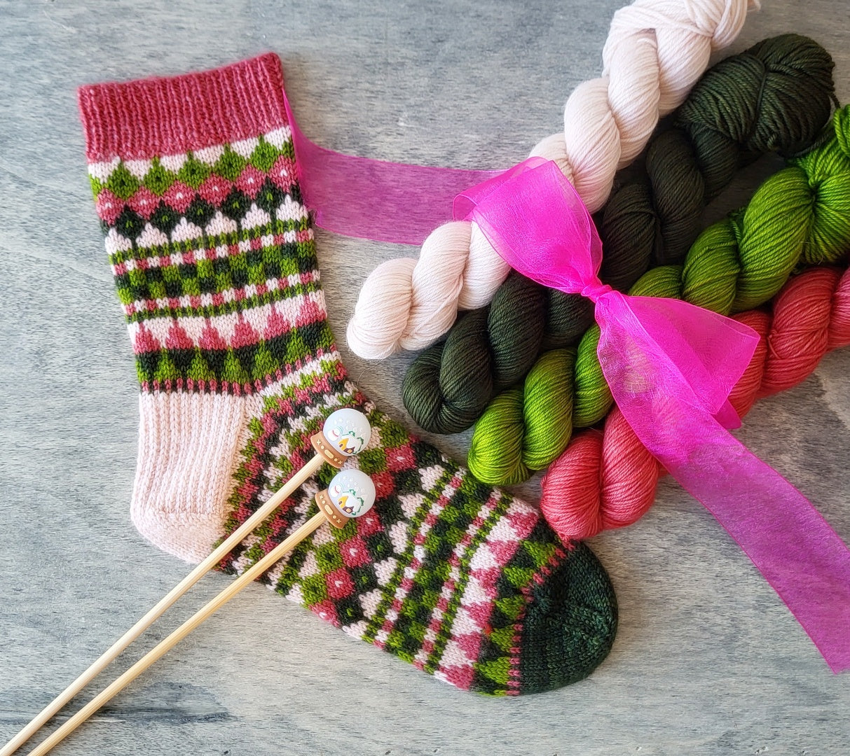 Chaussettes Féériques | Patron de tricot et kits en édition limitée op Chaussettes Féériques | Patron de tricot et kits en édition limitée op