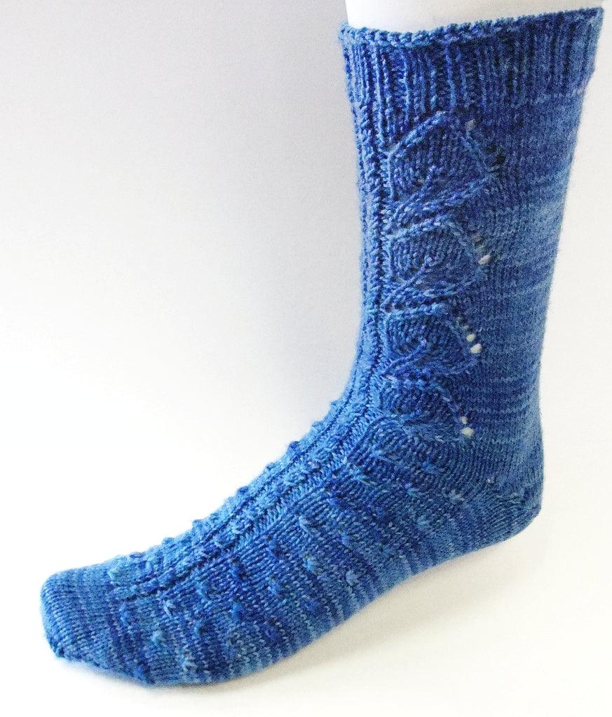 Printemps dans le vent Free Sock Pattern - Les Laines Biscotte Yarns