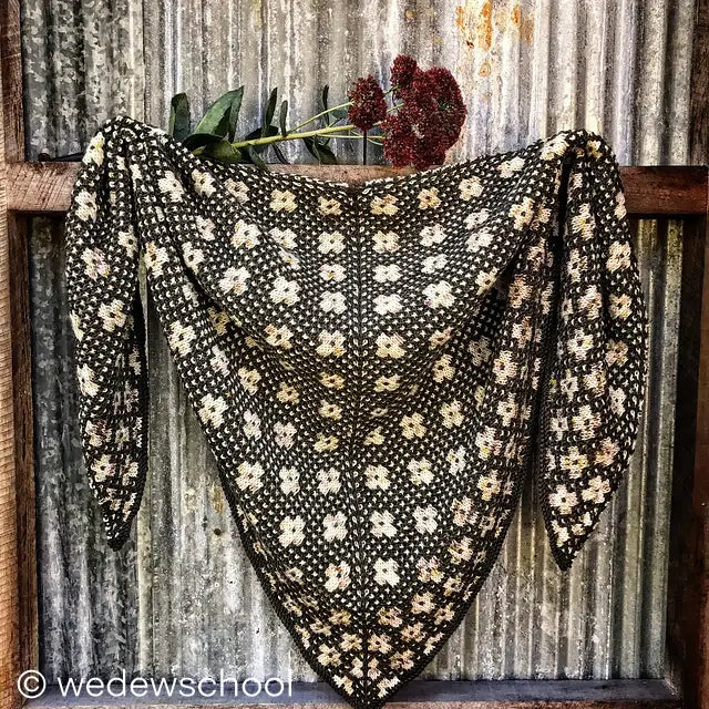 Pressed Flowers shawl  |  Knitting kits