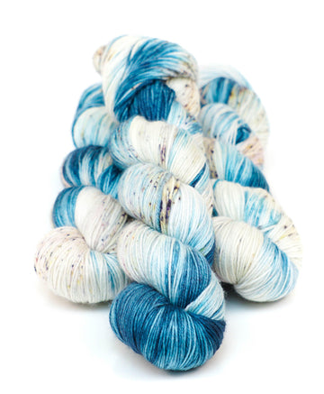 Hand-dyed Sock Yarn - BIS-SOCK NELLY