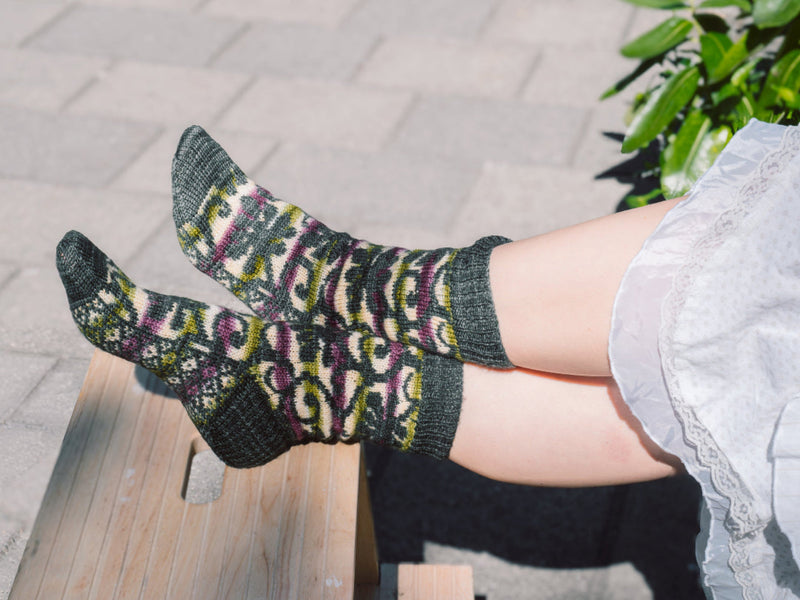 Botanical Vines Socks - Knitting pattern and Optional kit