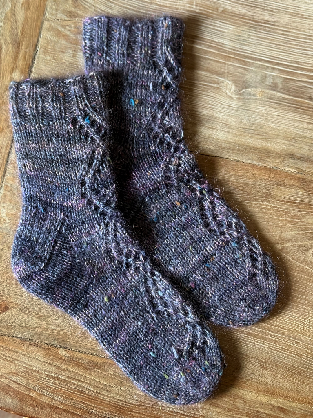 Cozy Lace Socks | Knitting pattern and Optional kit