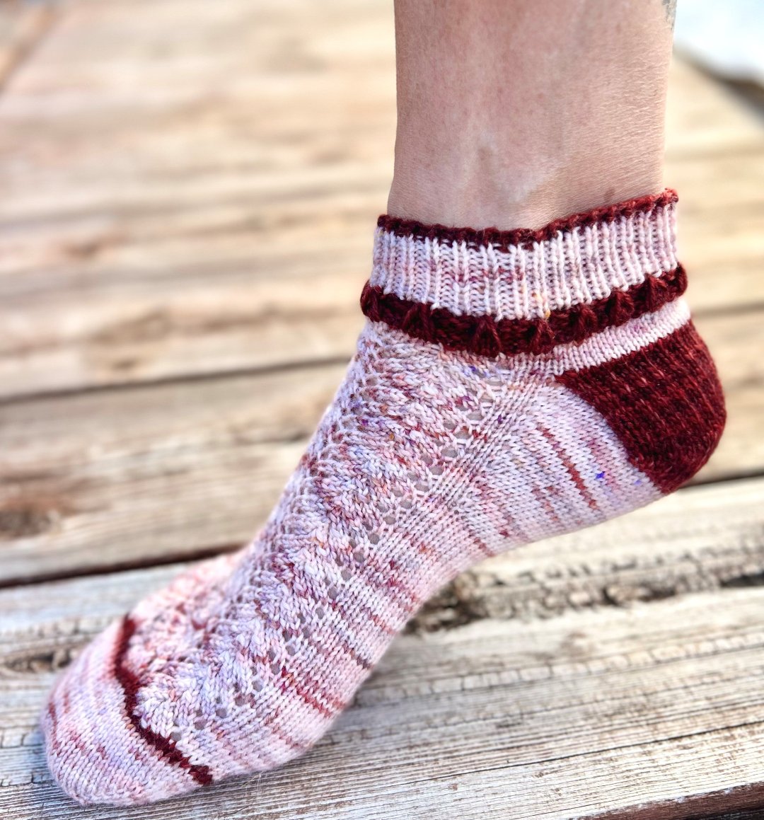 Chaussette Églantine | Knitting Pattern with Optional Kit