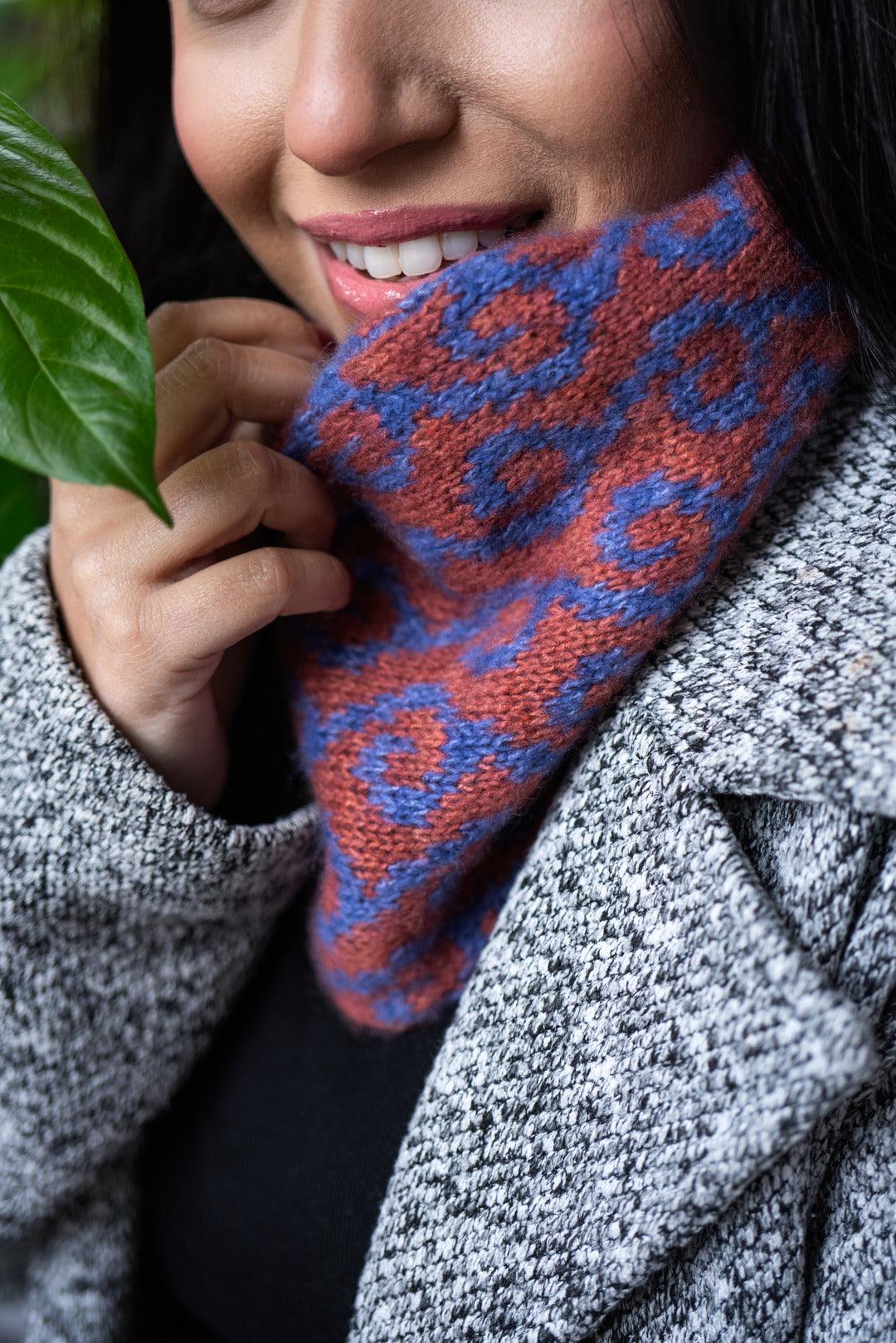 Mirrored Cowl - KNITTING PATTERN - Les Laines Biscotte Yarns