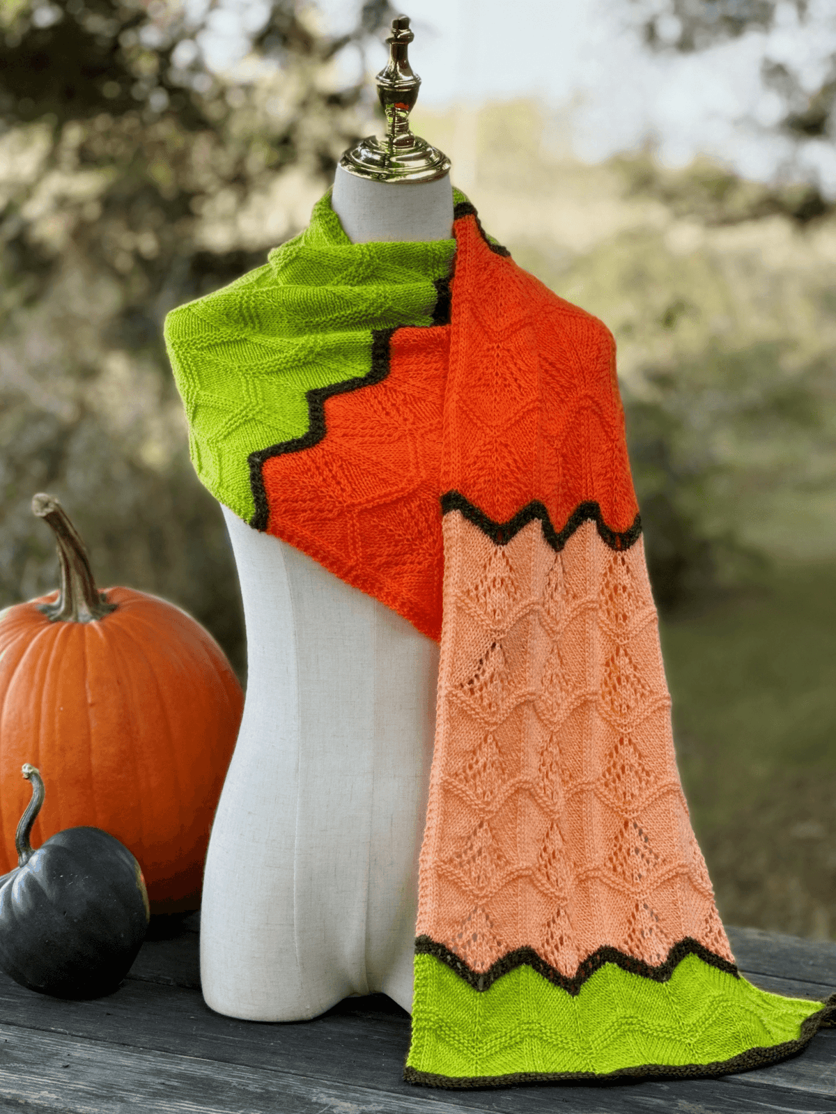 Fall Chevron Shawl - KNITTING PATTERN - Les Laines Biscotte Yarns