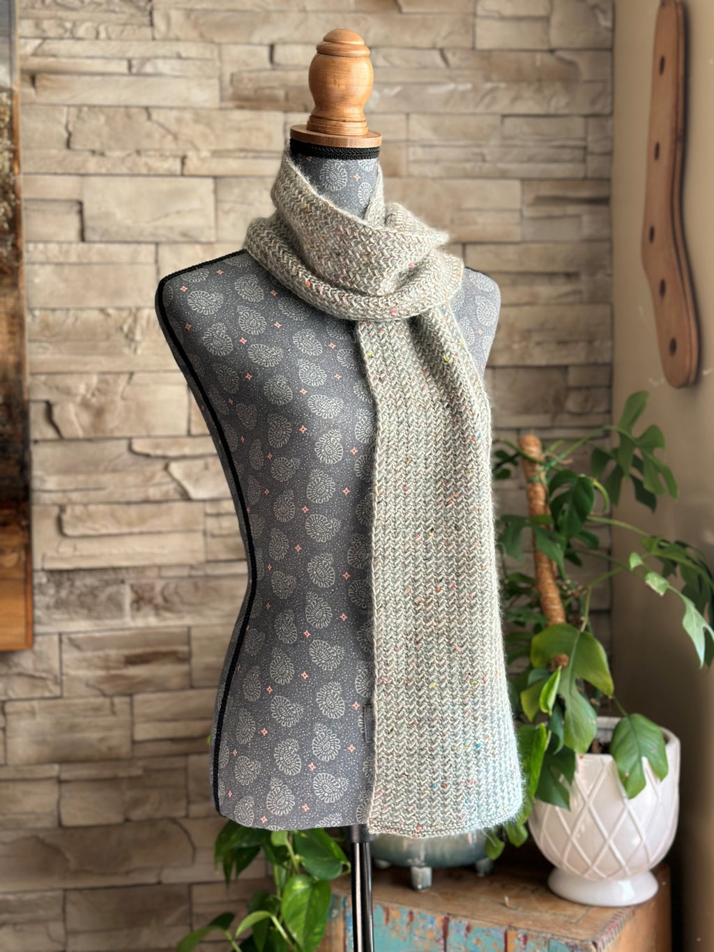 Bling Scarf | Knitting pattern and Optional Kits – Les Laines Biscotte ...