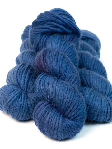 Hand dyed HIGHLAND BELLE BRUME yarn