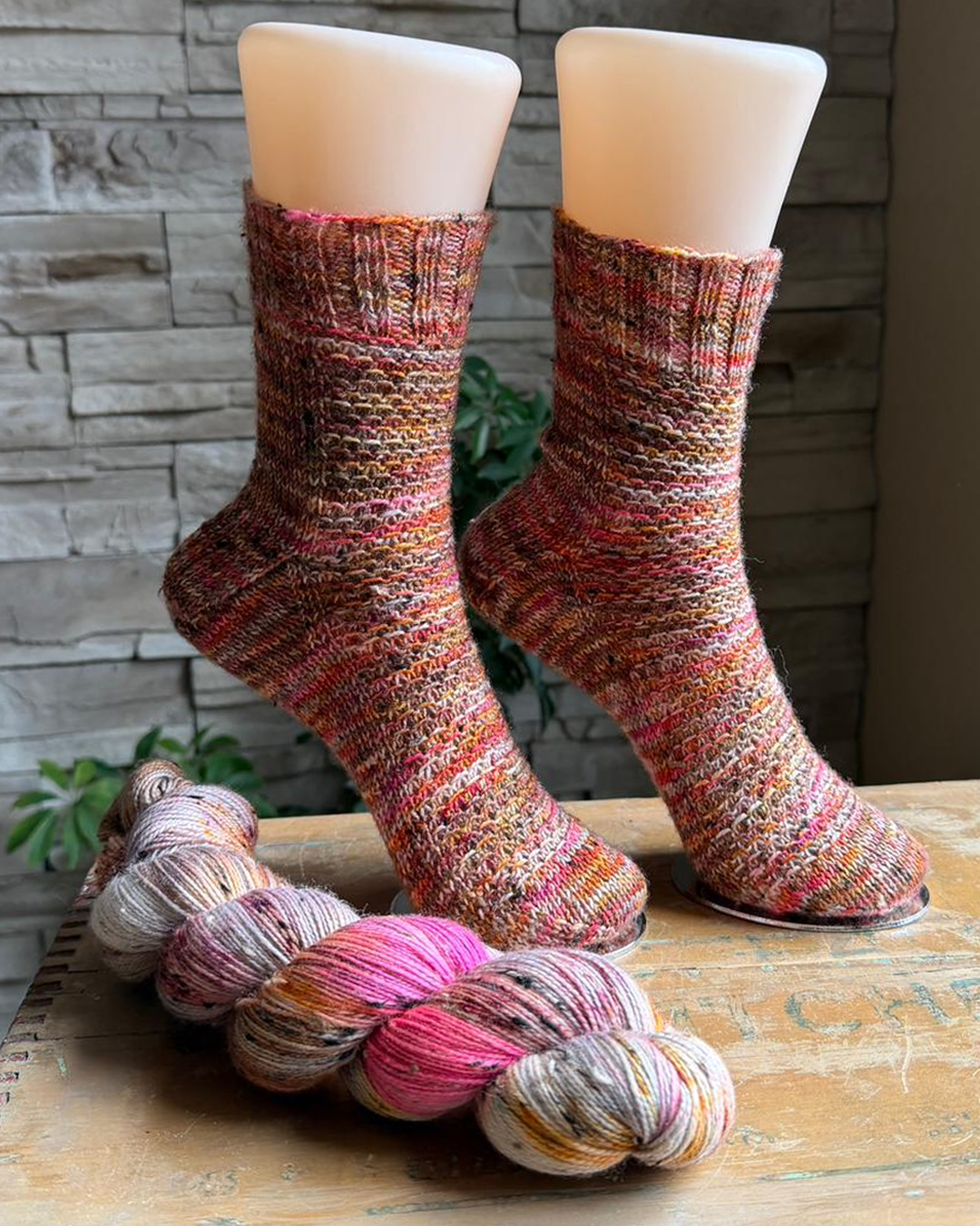 Honey Dew Socks | Knitting pattern and Optional kit