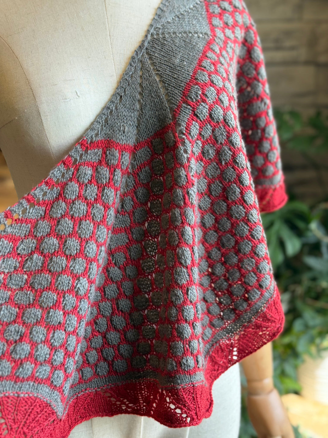 Guanaco Argentino Shawl | Knitting pattern and Optional Kits