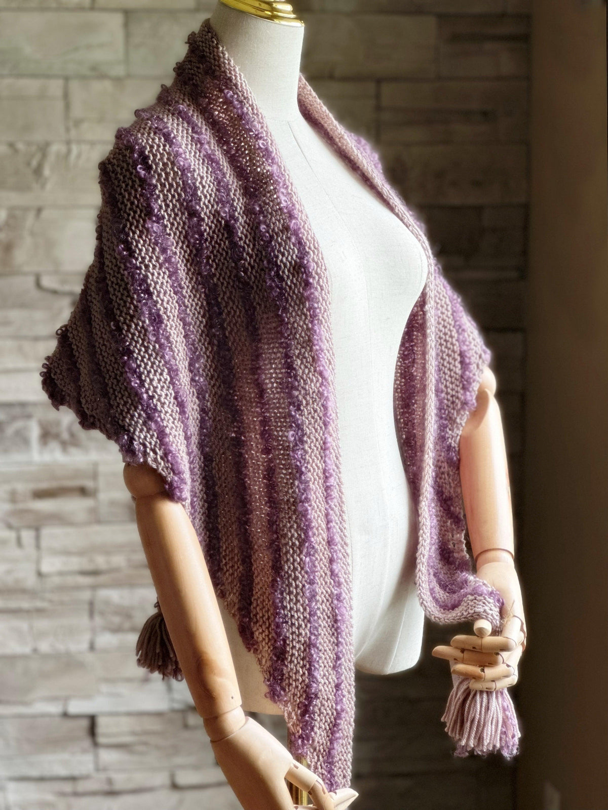 Boucles à l'Horizon'' Shawl Free Knitting Pattern - Les Laines Biscotte Yarns