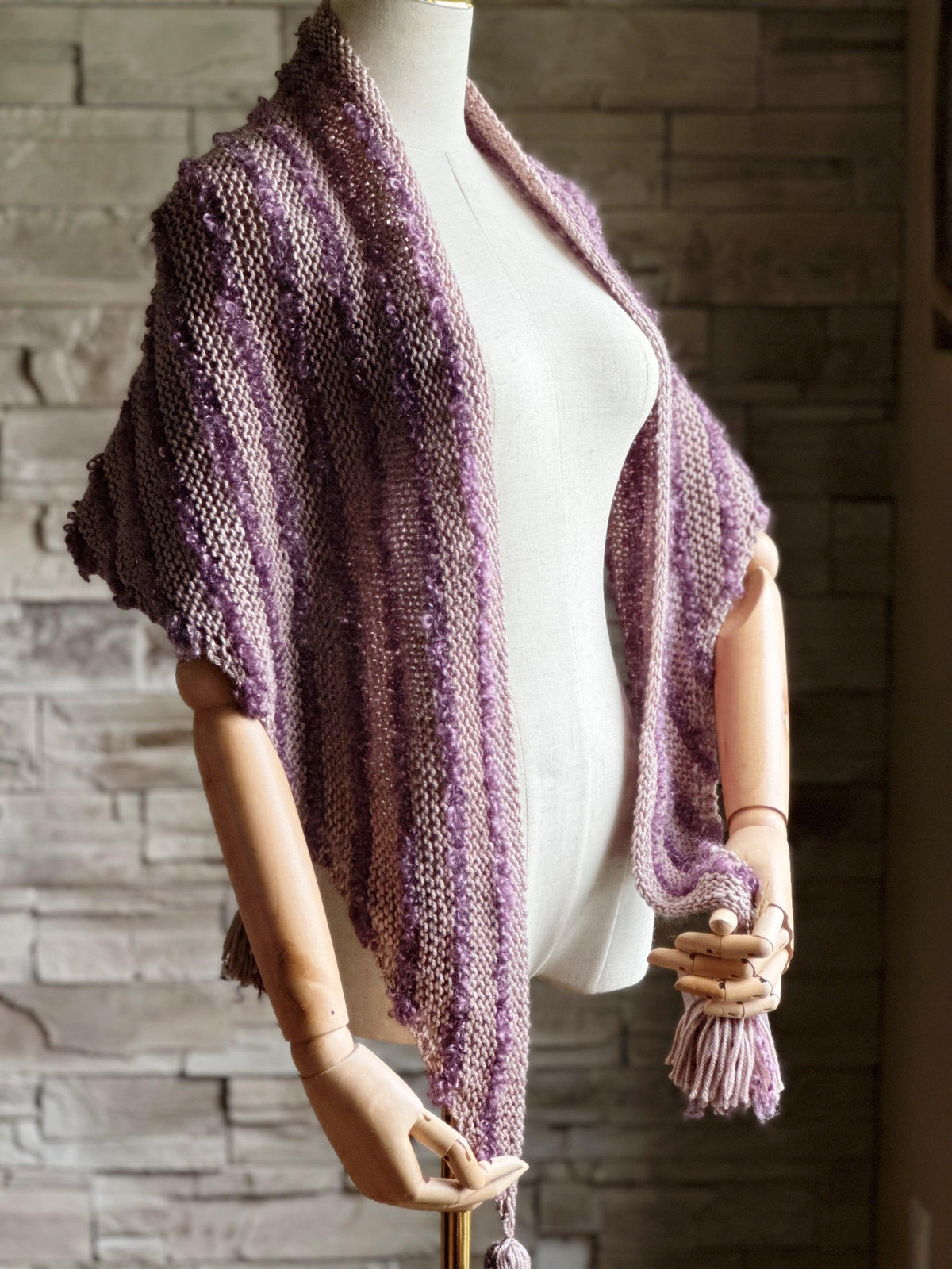 Boucles à l'Horizon'' Shawl Free Knitting Pattern - Les Laines Biscotte Yarns