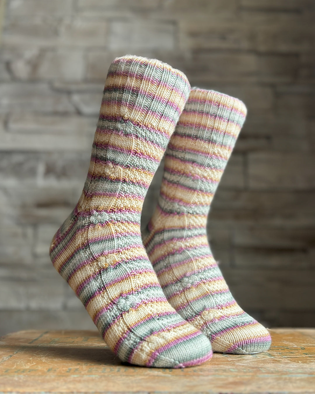 Roméo & Juliette Socks | Knitting Pattern and Optional kits