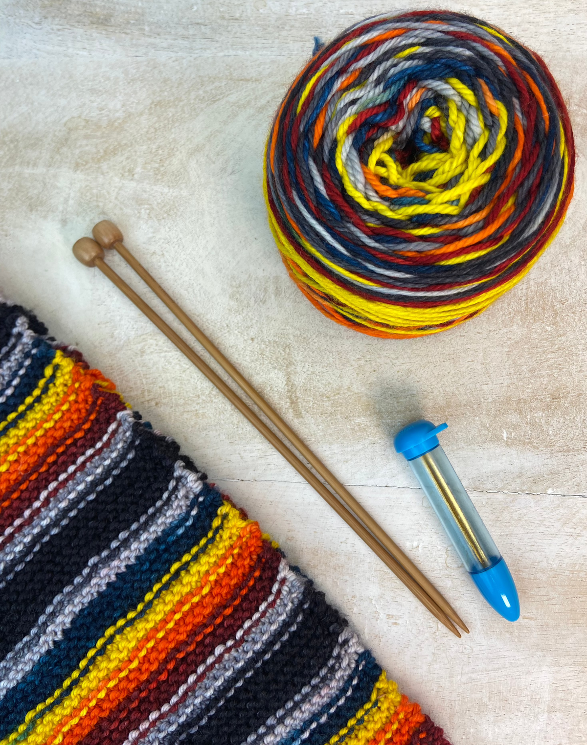 BEGINNER'S SCARF KNITTING KIT