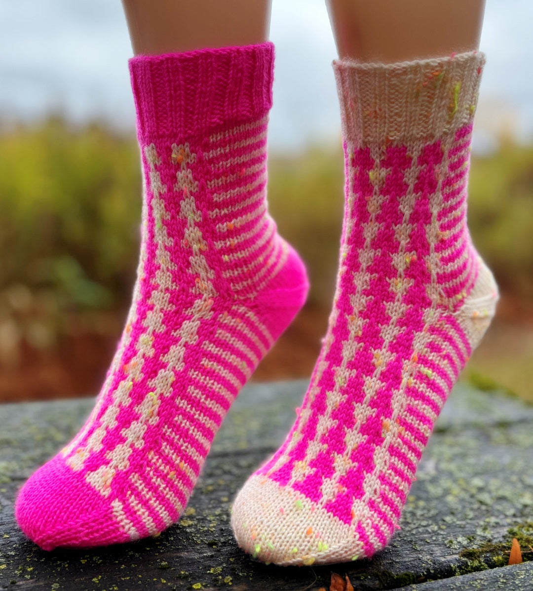 Geometric Socks | Knitting pattern and Optional kit