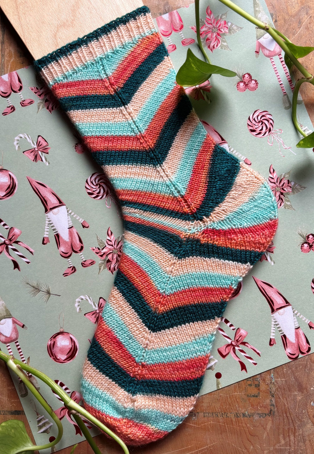 Turn a Corner Socks | Knitting pattern and Optional kit