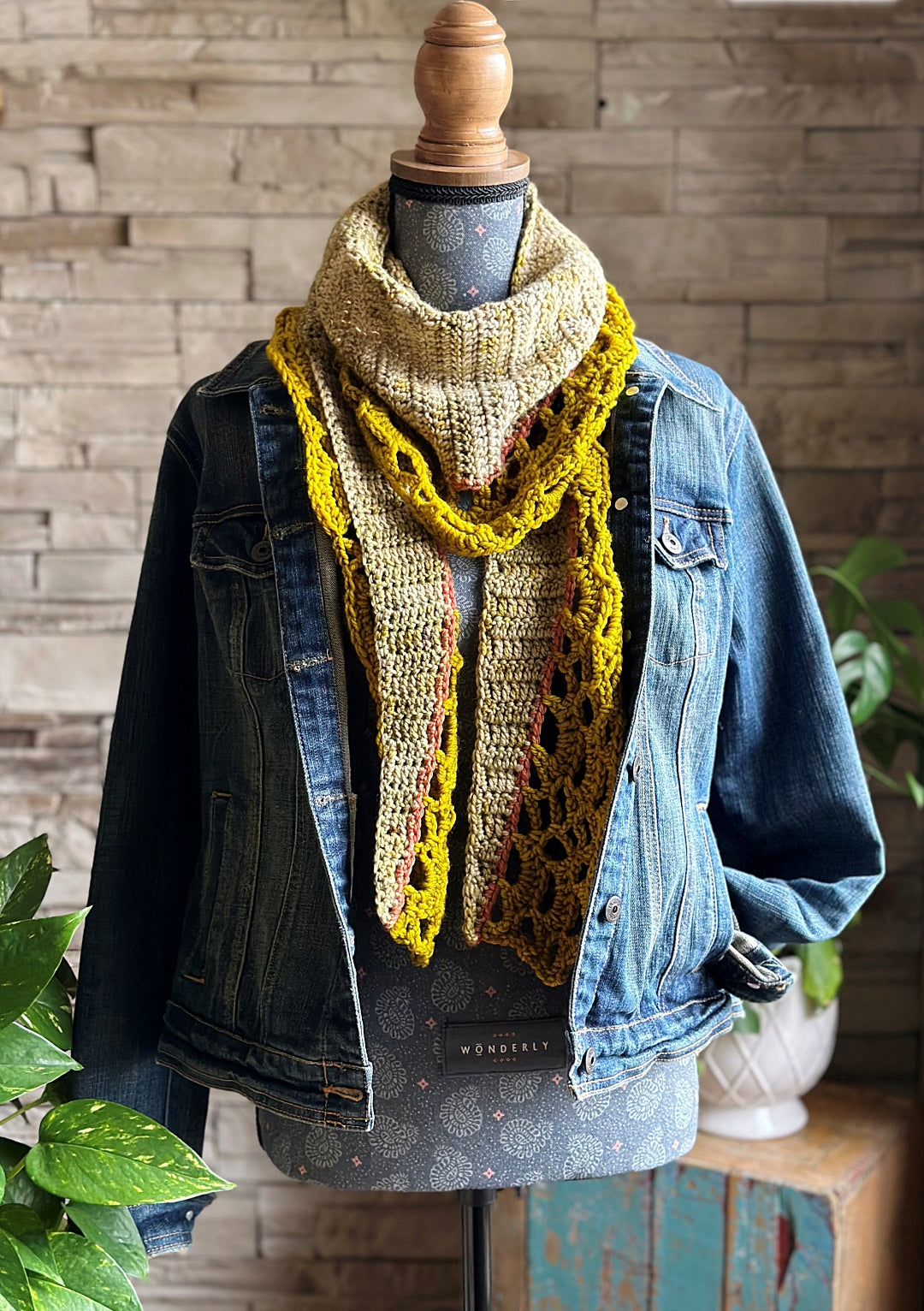 Kamouraska Shawl | Crochet Yarn Kits