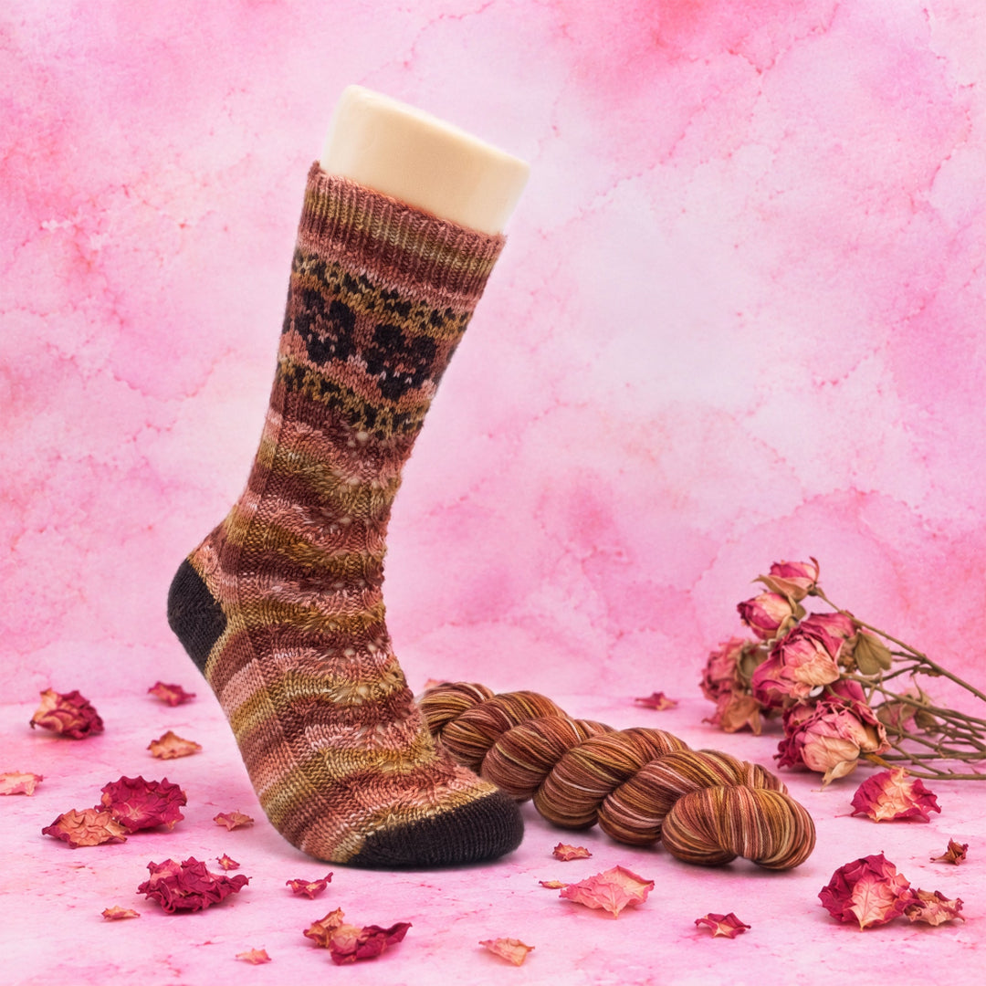 Julie's Flowers and Les Couleurs de Audrey Socks - Knitting pattern and Optional kits