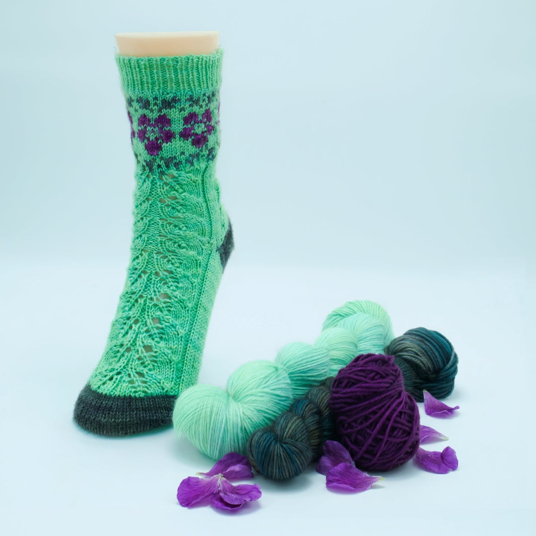 Julie's Flowers and Les Couleurs de Audrey Socks - Knitting pattern and Optional kits