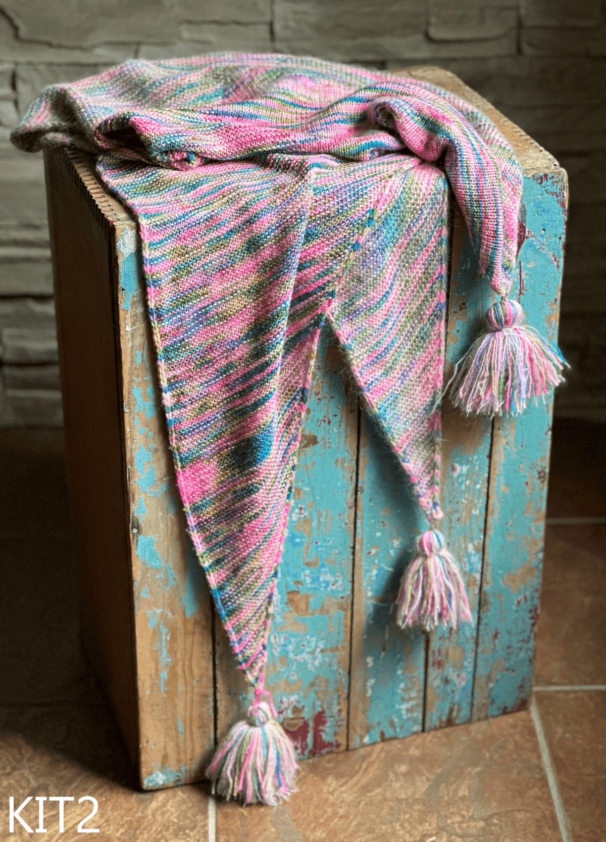 Bennet Sister Shawl - KNITTING KIT - Les Laines Biscotte Yarns