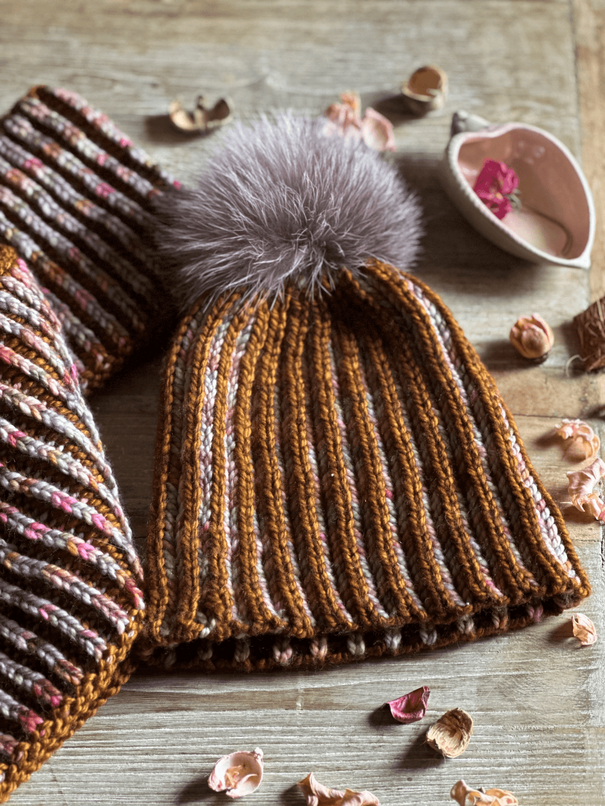 THE BRIOCHE KIT - KNITTING KIT - Les Laines Biscotte Yarns