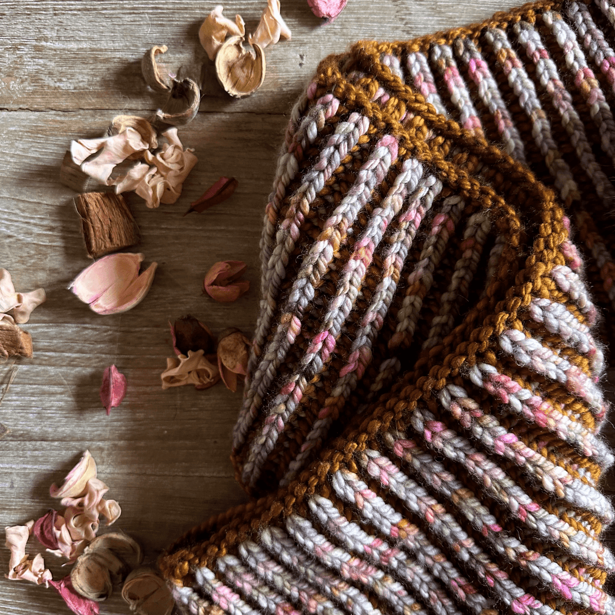 THE BRIOCHE KIT - KNITTING KIT - Les Laines Biscotte Yarns