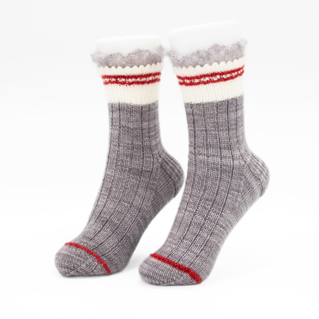 La Belle Canadienne Socks - Knitting kit