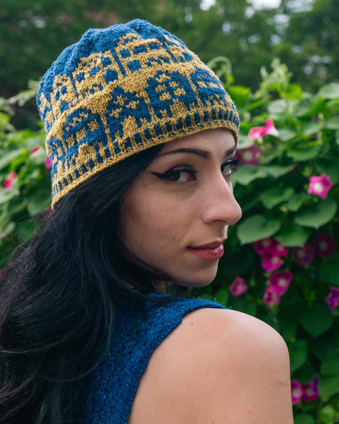 Les Gens de la Ville Hat - Knitting pattern and Optional kit