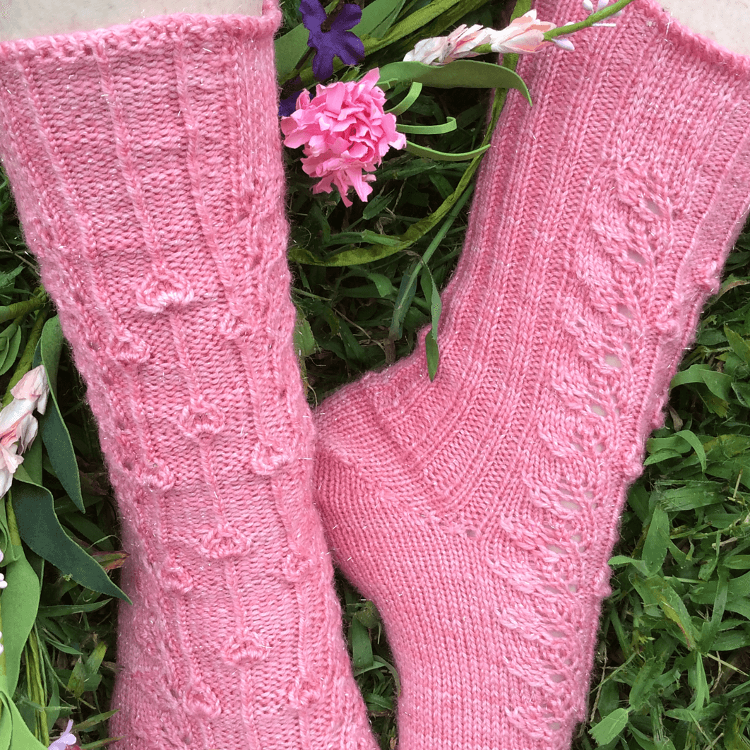 Petites Fleurs Free Sock Pattern - Les Laines Biscotte Yarns