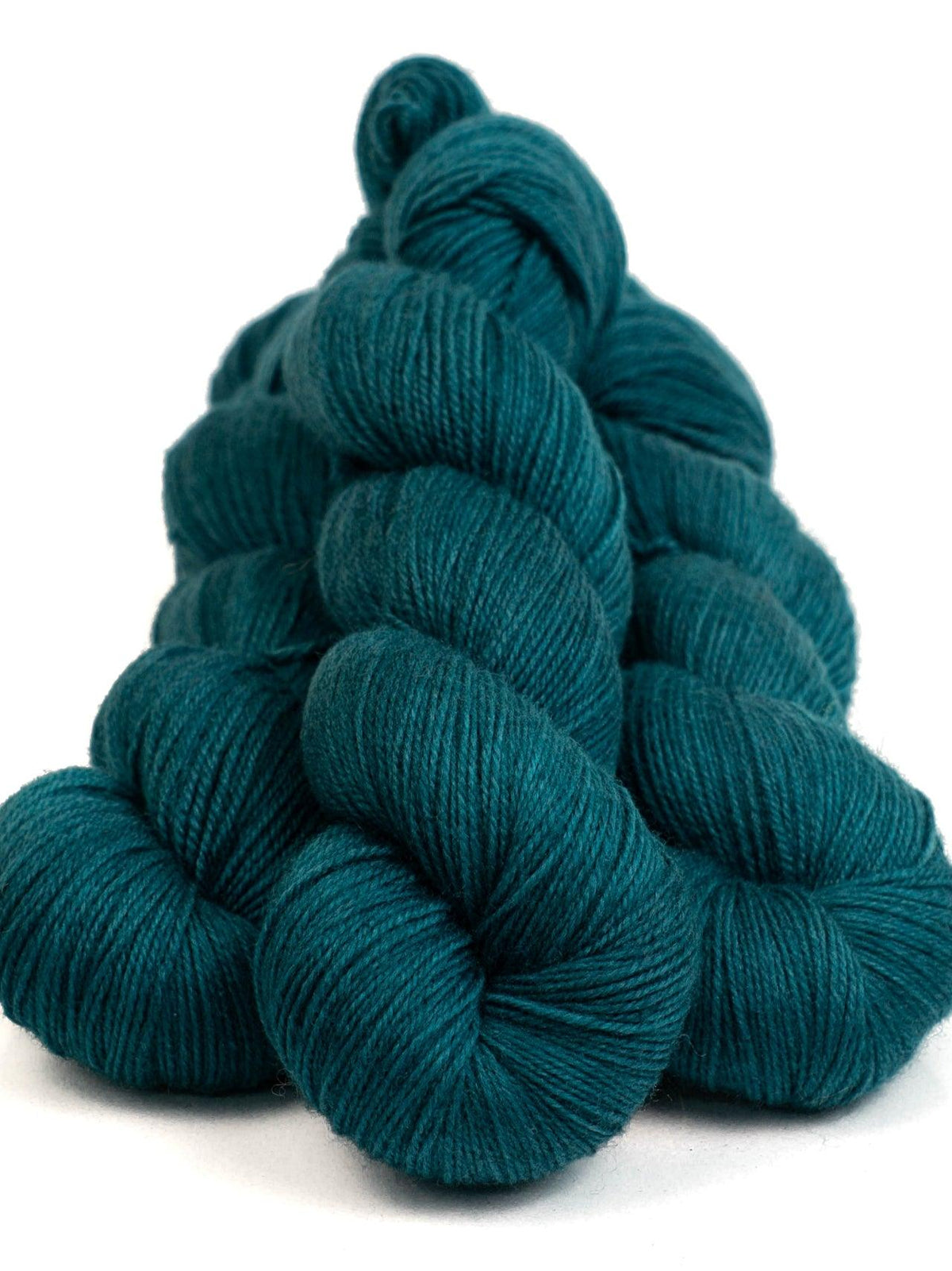 hand dyed yarn MERICA EPINETTE