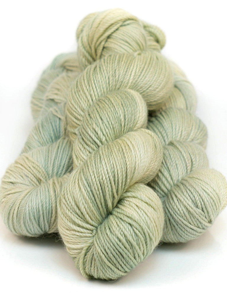 Hand-dyed yarn MERINO WORSTED AVONLEA