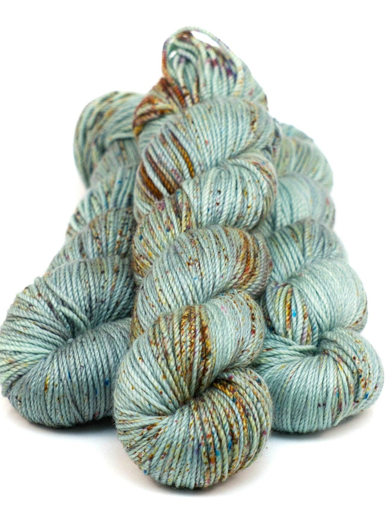 Hand-dyed yarn MERINO WORSTED ECUME