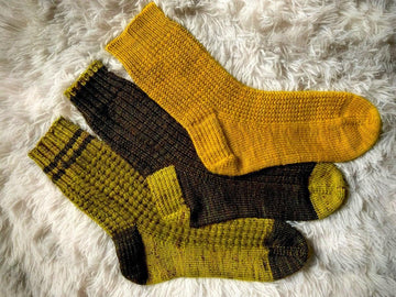 Broken Ribs Socks Set | Knitting kit - Les Laines Biscotte Yarns