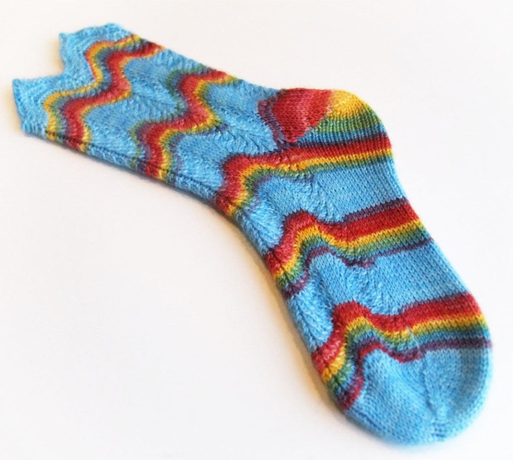 Sock pattern "Over the Rainbow" - Les Laines Biscotte Yarns