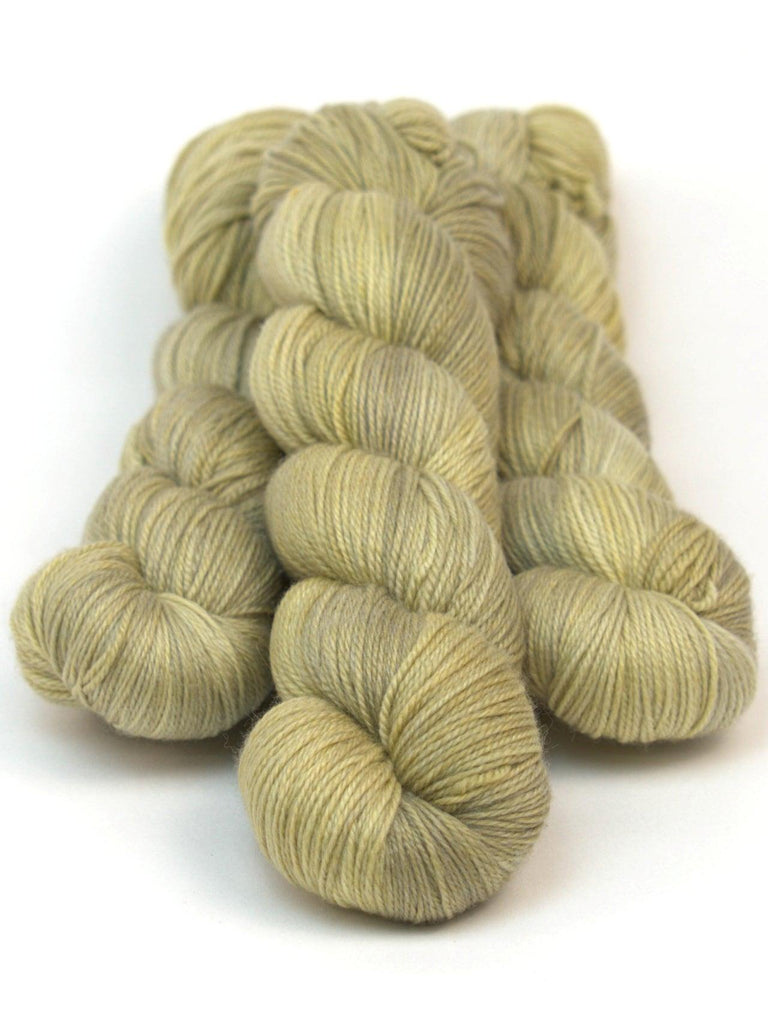 Hand-dyed SUPER SOCK OATMEAL yarn