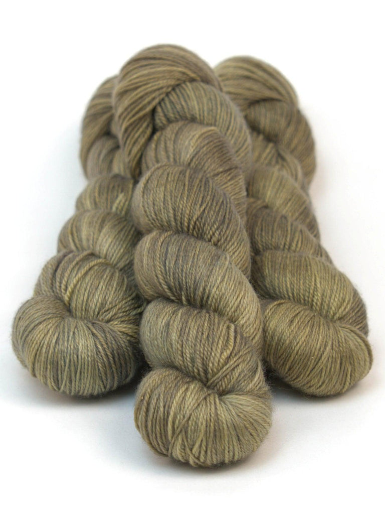 Hand-dyed SUPER SOCK SARRASIN yarn