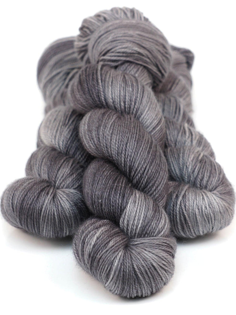 Hand-dyed SUPER SOCK OMBRAGE yarn