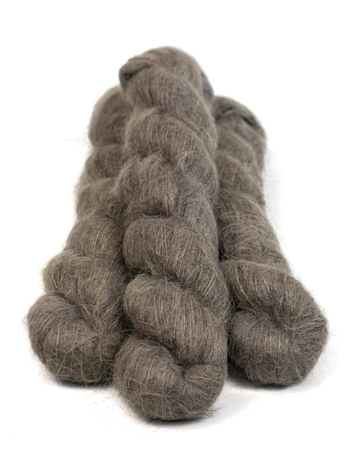 hand dyed yarn SURI ALPACA TRAVIATA