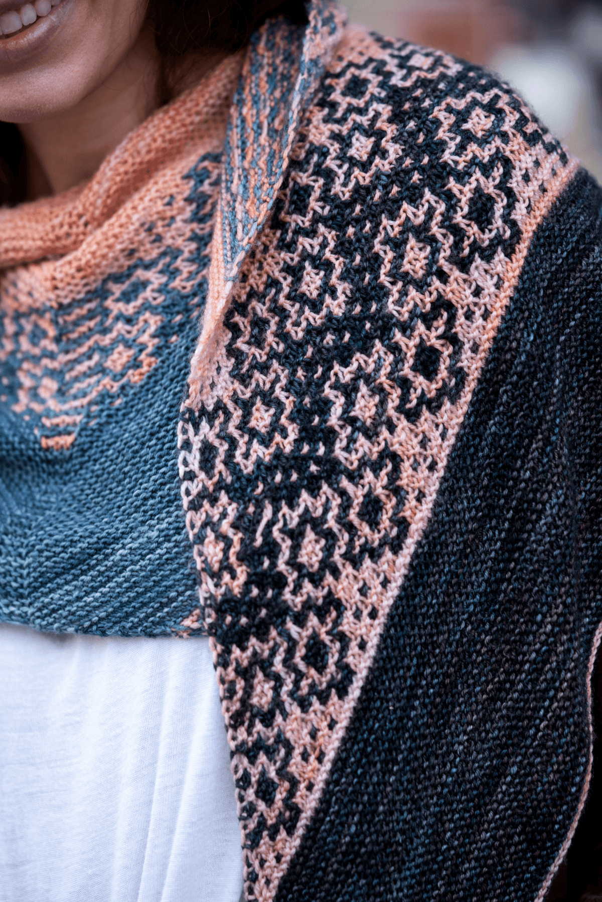 Sedona Sunrise Wrap | Knitting Kit - Les Laines Biscotte Yarns