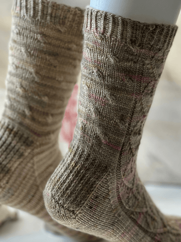 Aspect Ratio | Sock Pattern - Les Laines Biscotte Yarns