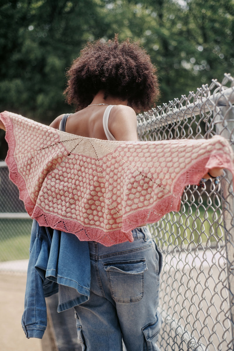 Guanaco Argentino Shawl | Knitting pattern and Optional Kits