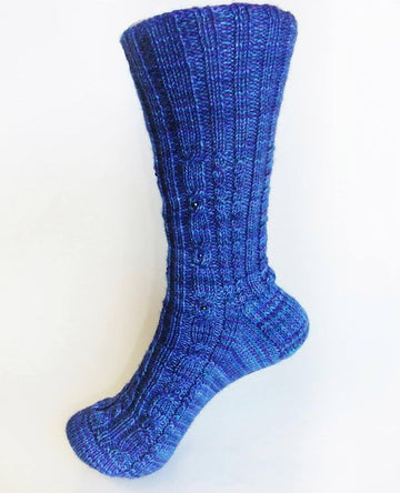 Socks and mittens pattern Coulis de Bleuet - Les Laines Biscotte Yarns