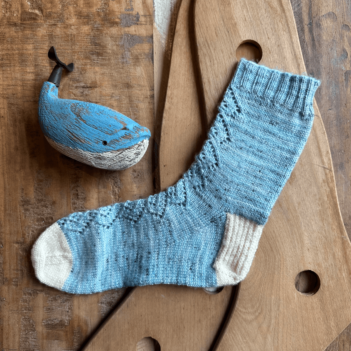 ♥ Water Slide Socks ♥ - KNITTING PATTERN - Les Laines Biscotte Yarns