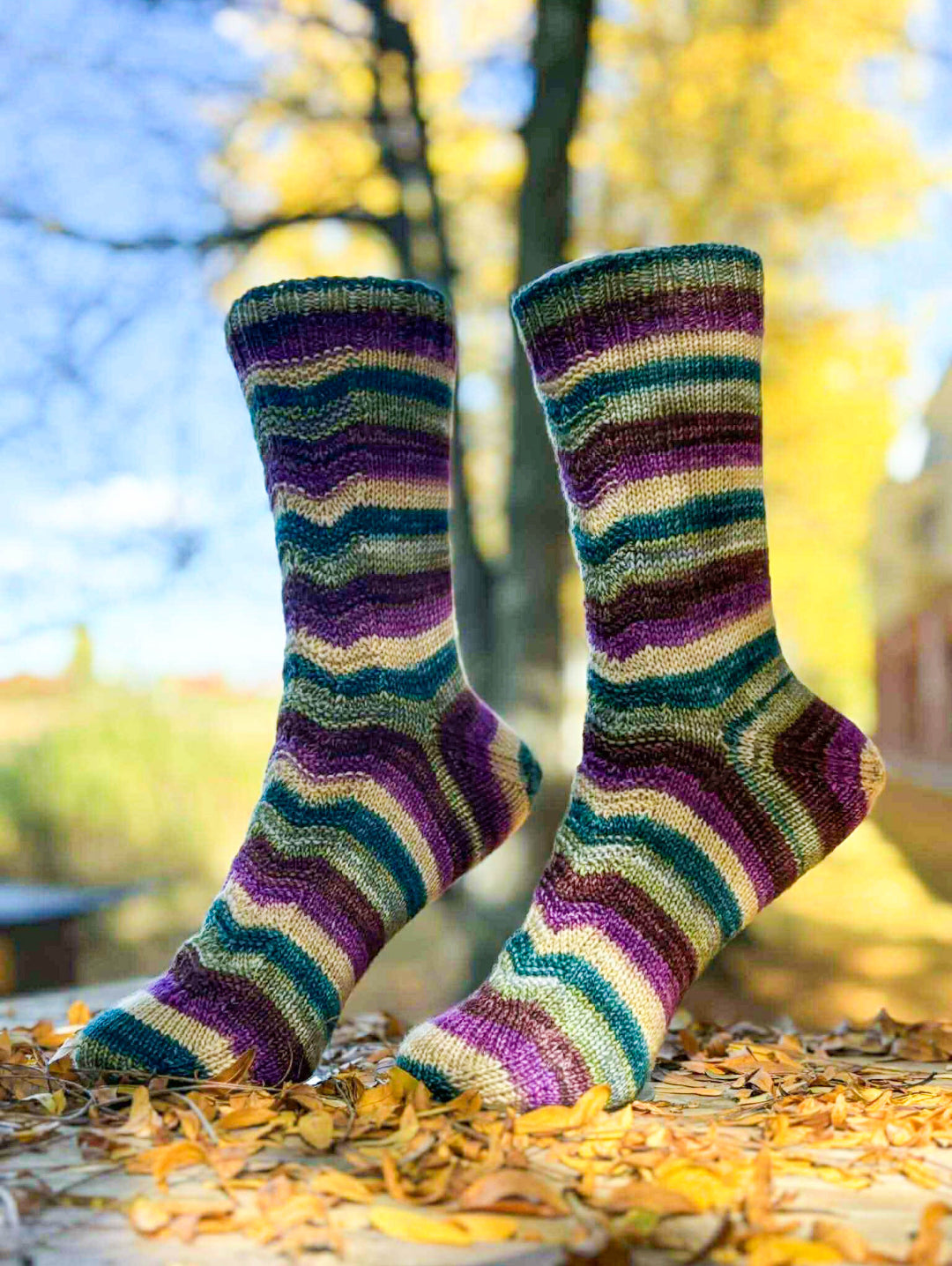 Wave the Way Socks | Knitting pattern and Optional kit