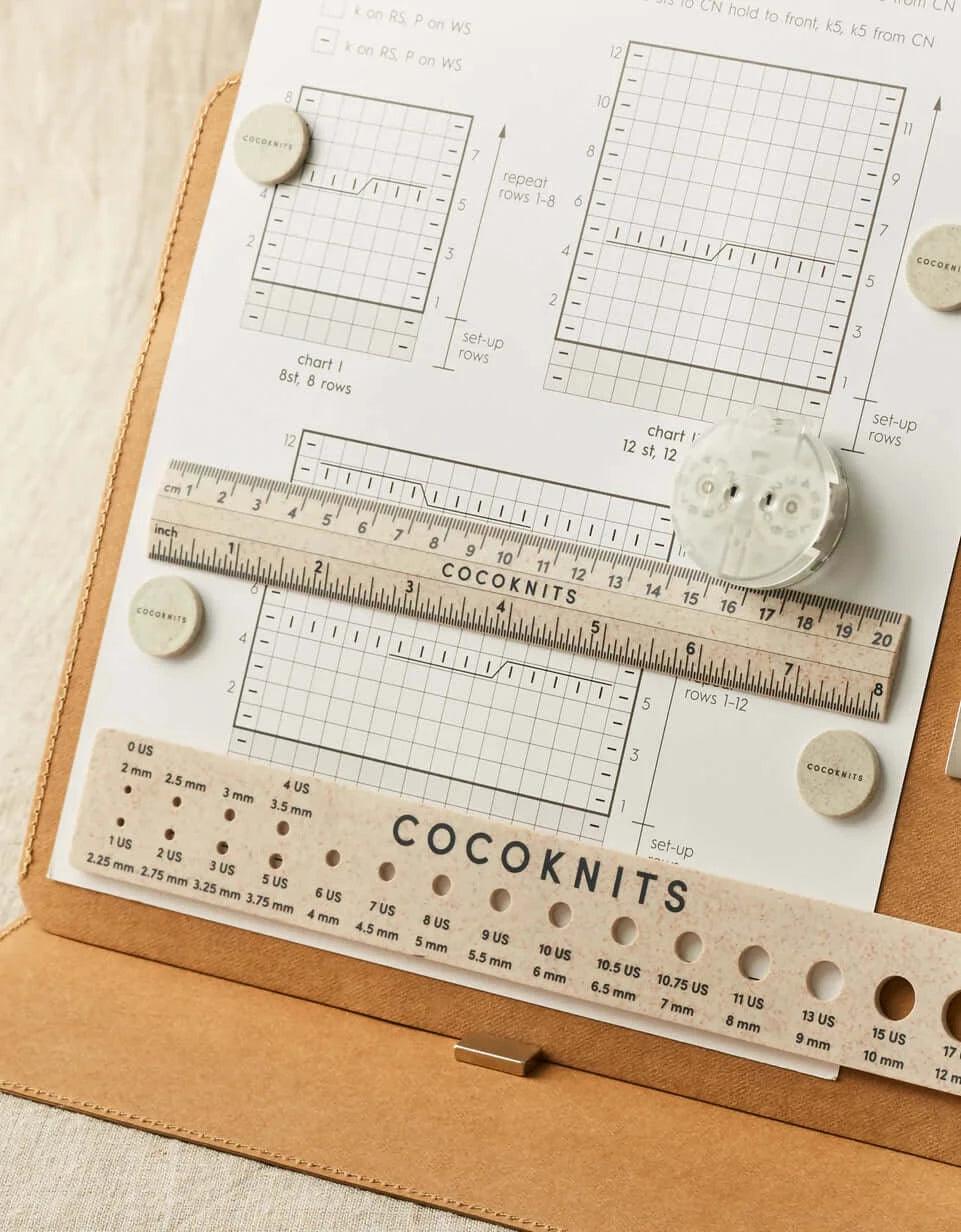 Cocoknits Magnetic Ruler & Gauge Set - Les Laines Biscotte Yarns