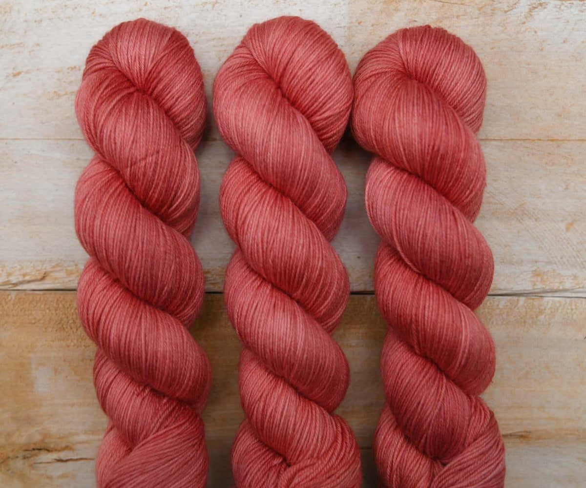 Hand-dyed Sock Yarn - BIS-SOCK SMOOTHIE