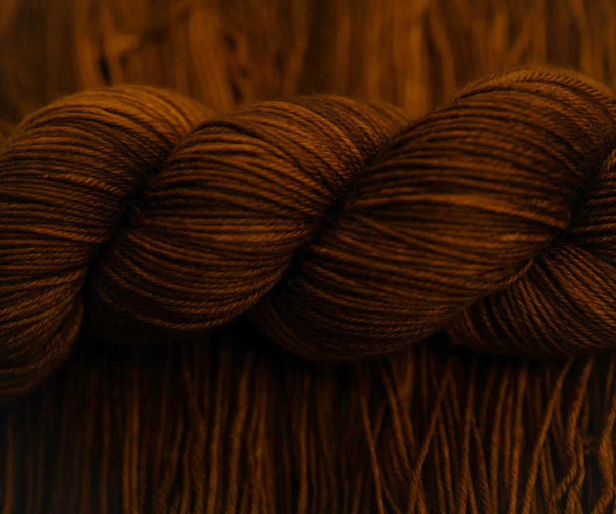 Hand-dyed Sock Yarn - BIS-SOCK CARAMEL