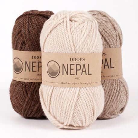 Drops Nepal - Color: Naturel 0100, Beige clair 0206, Beige 0300, Gris clair 0500, Gris 0501, Gris foncé 0506, Gris moyen 0517, Brun moyen 0612, Chameau 0618, Blanc 1101, Bleu marine 1709, Orange 2920, Ocre 2923, Rose pourpré 3112, Rouge profond 3608, Rouge 3620, Rose moyen 3720, Gris/violet 4311, Violet foncé 4399, Mauve/violet 4434, Bleu moyen 6220, Cerise 6273, Bleu jeans 6314, Bleu roi 6790, Vert/gris clair 7120, Vert/gris 7139, Olive 7238, Myosotis 8783, Noir 8903, Océan profond 8905, Forêt 8906, Brouil