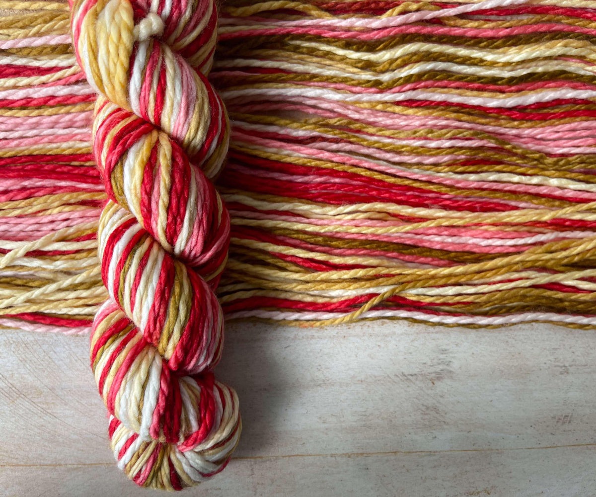 Heavy worsted weight yarn GRIFFON SABLÉ AUX FRAISES